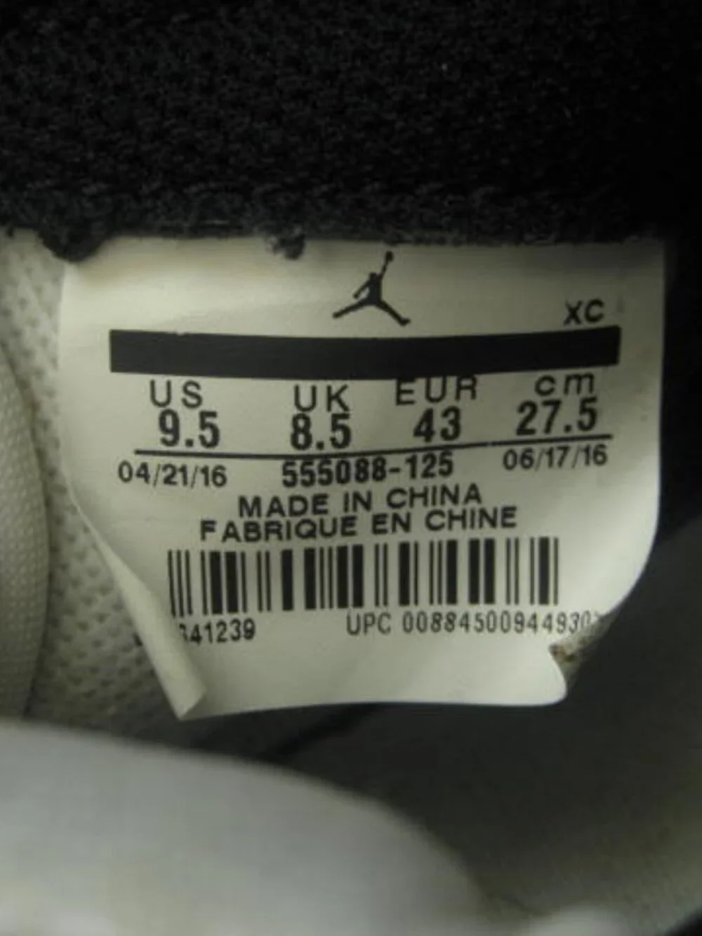 Men's Nike Air Jordan 1 High Retro OG Black Toe 2016 Size 9.5 Retro 555088-125